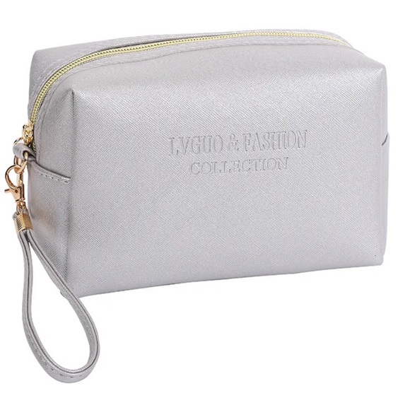 KD’s 3 Piece Makeup Bag Set - Picture 3 of 7